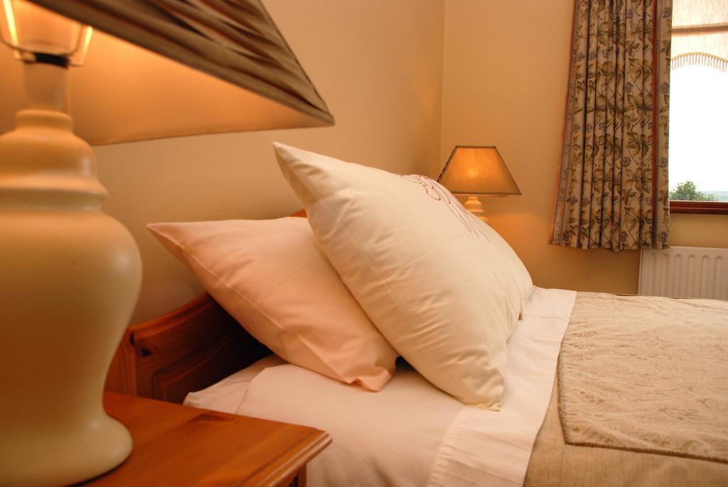 Cradog Farmhouse B&B Urlingford Стая снимка